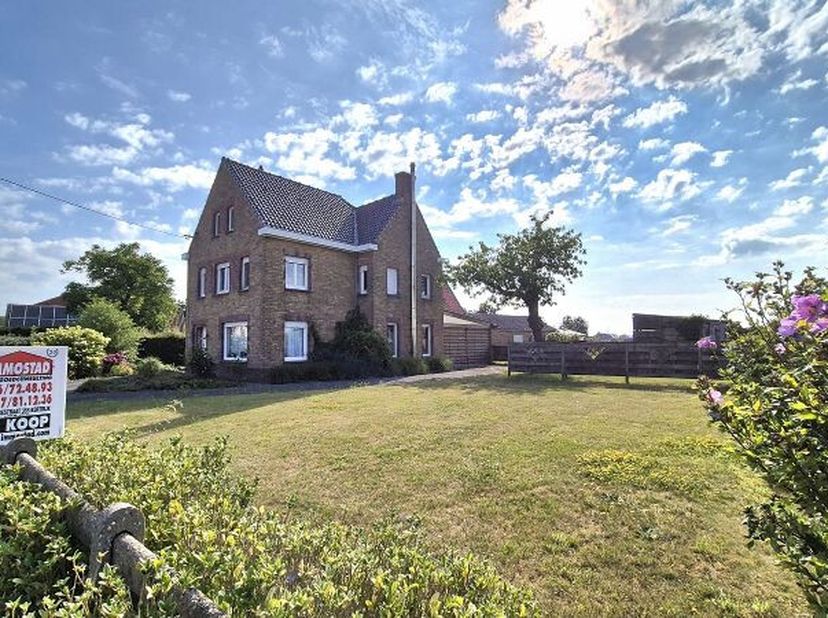 Maison à vendre
                    à 8210 Zedelgem